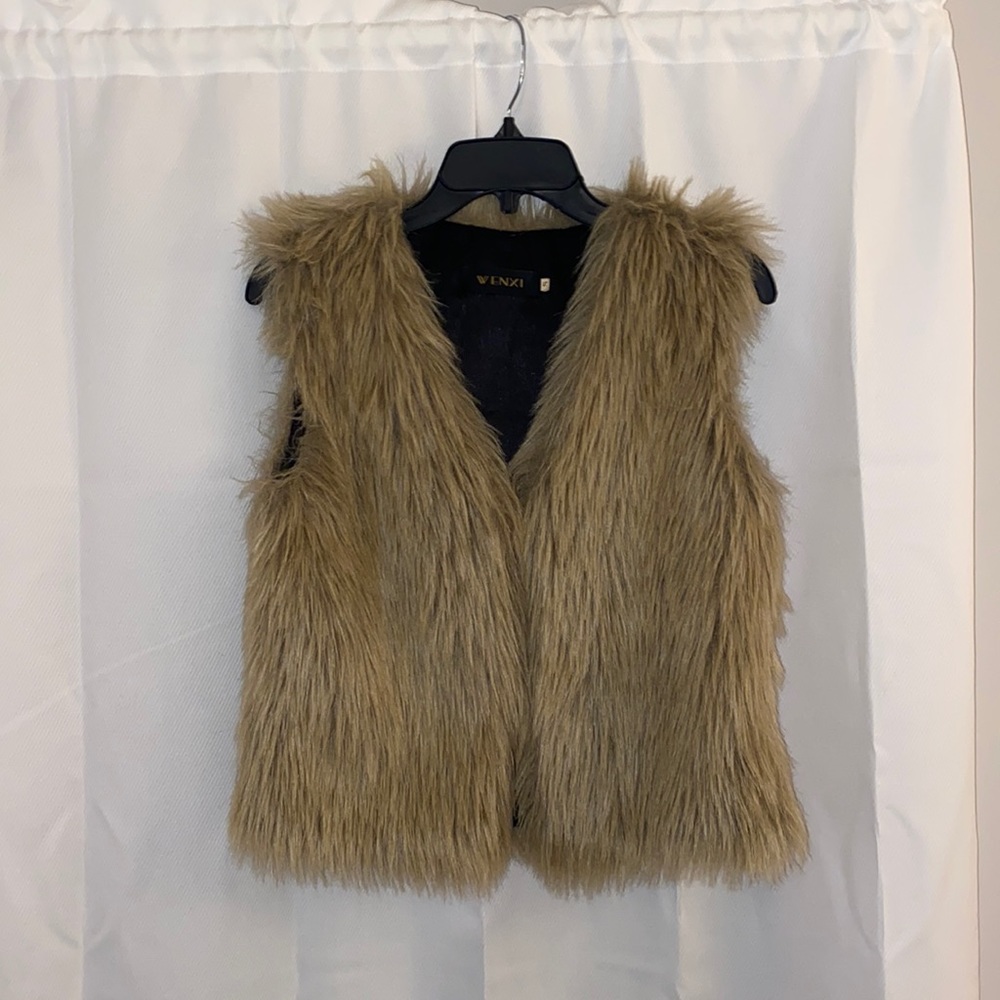 Great quality faux fur vest